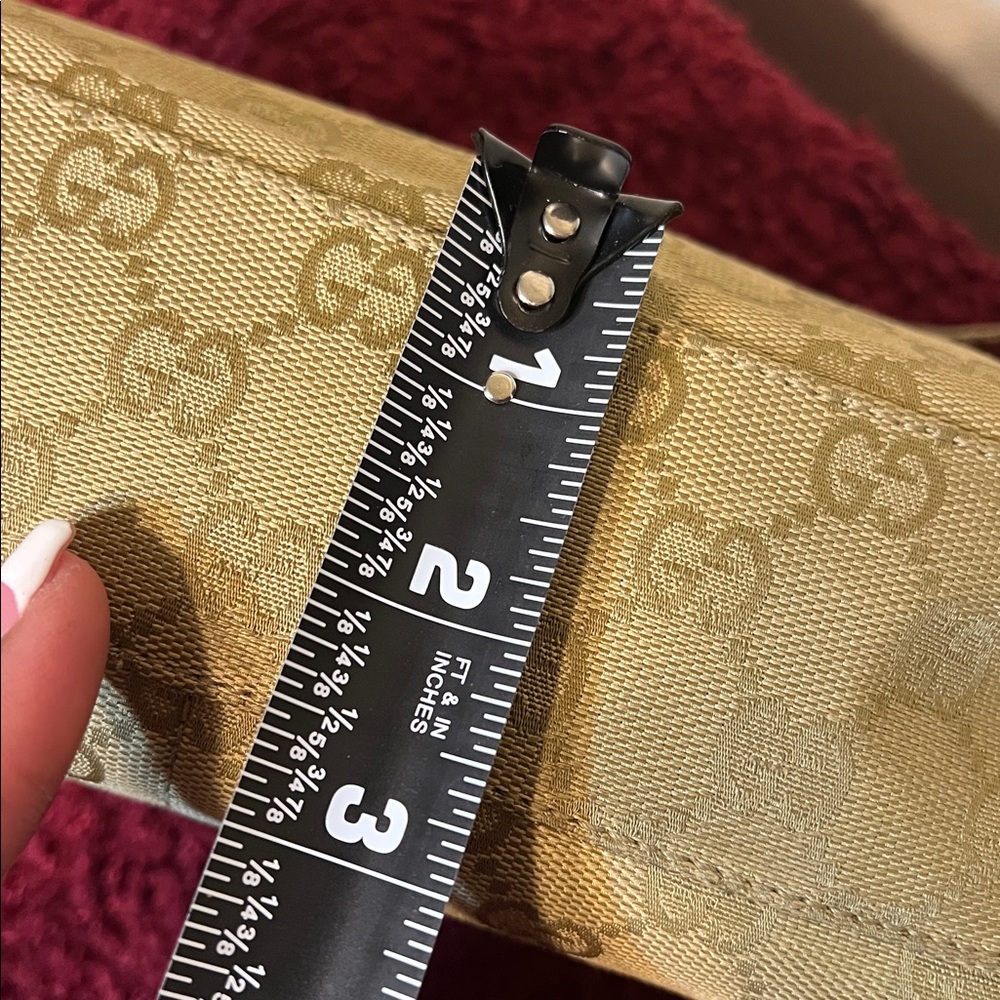 GUCCI authentic VINTAGE MONOGRAM HALF MOON MINI POUCHETTE BAG - Picture 9 of 17